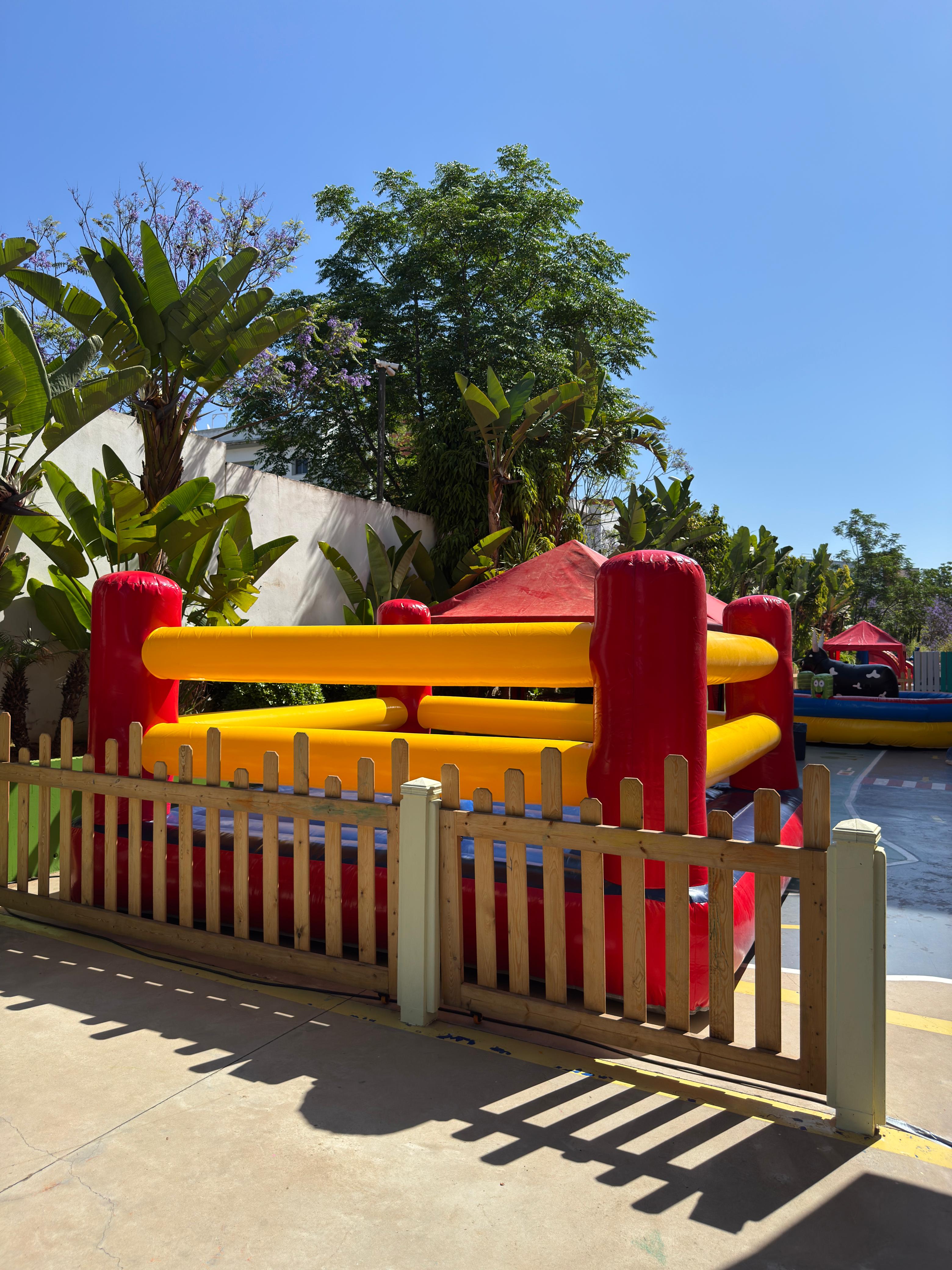 location château gonflable Maroc, location jeux gonflables Casablanca, location château gonflable Rabat, location château gonflable Marrakech, château gonflable anniversaire Maroc, location structures gonflables Maroc, Best Agency château gonflable, animation enfants Maroc, jeux gonflables fête école, château gonflable événement